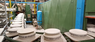 ligne de production pour assiettes et saladiers